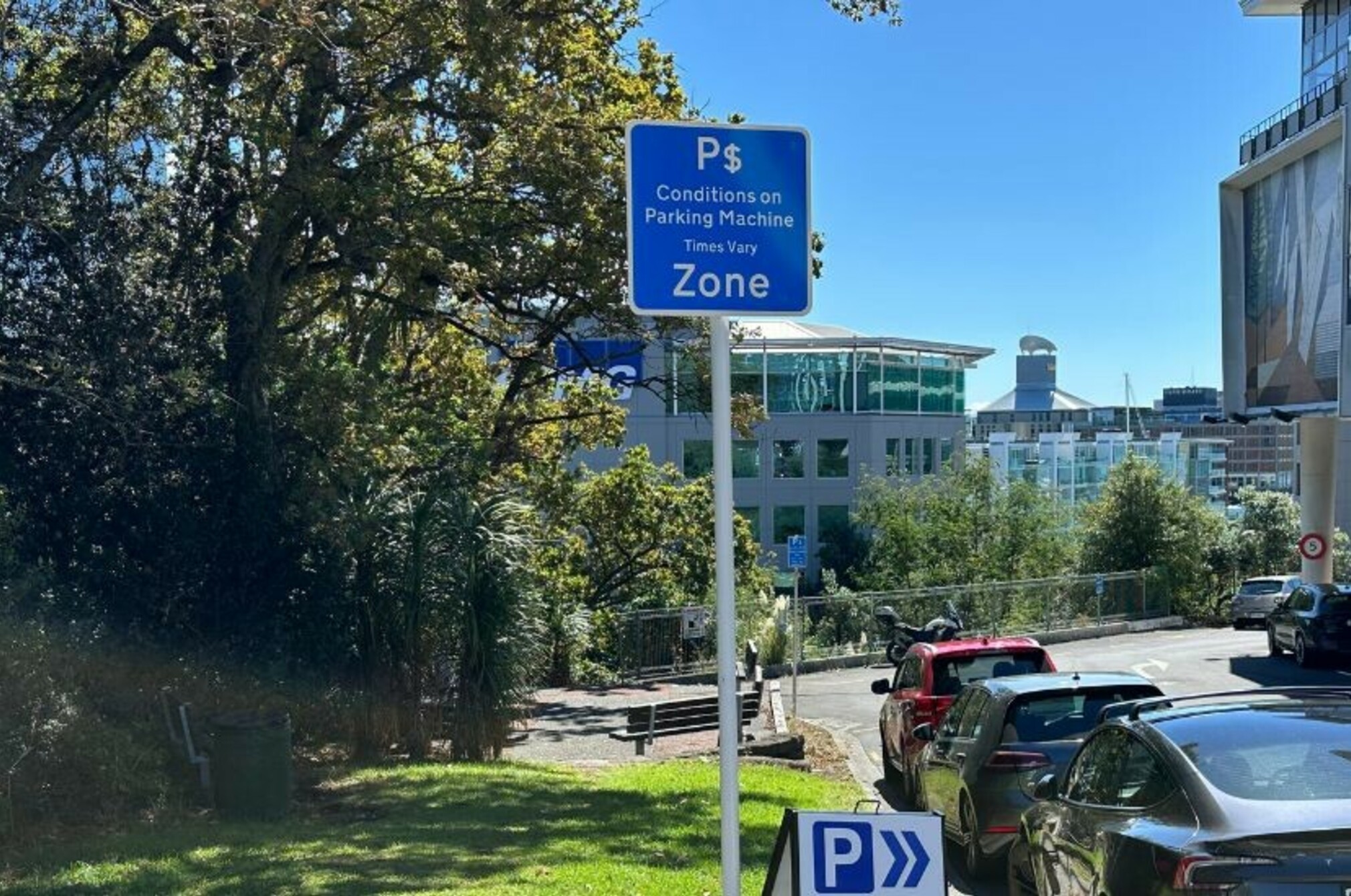 Hardinge st. sign