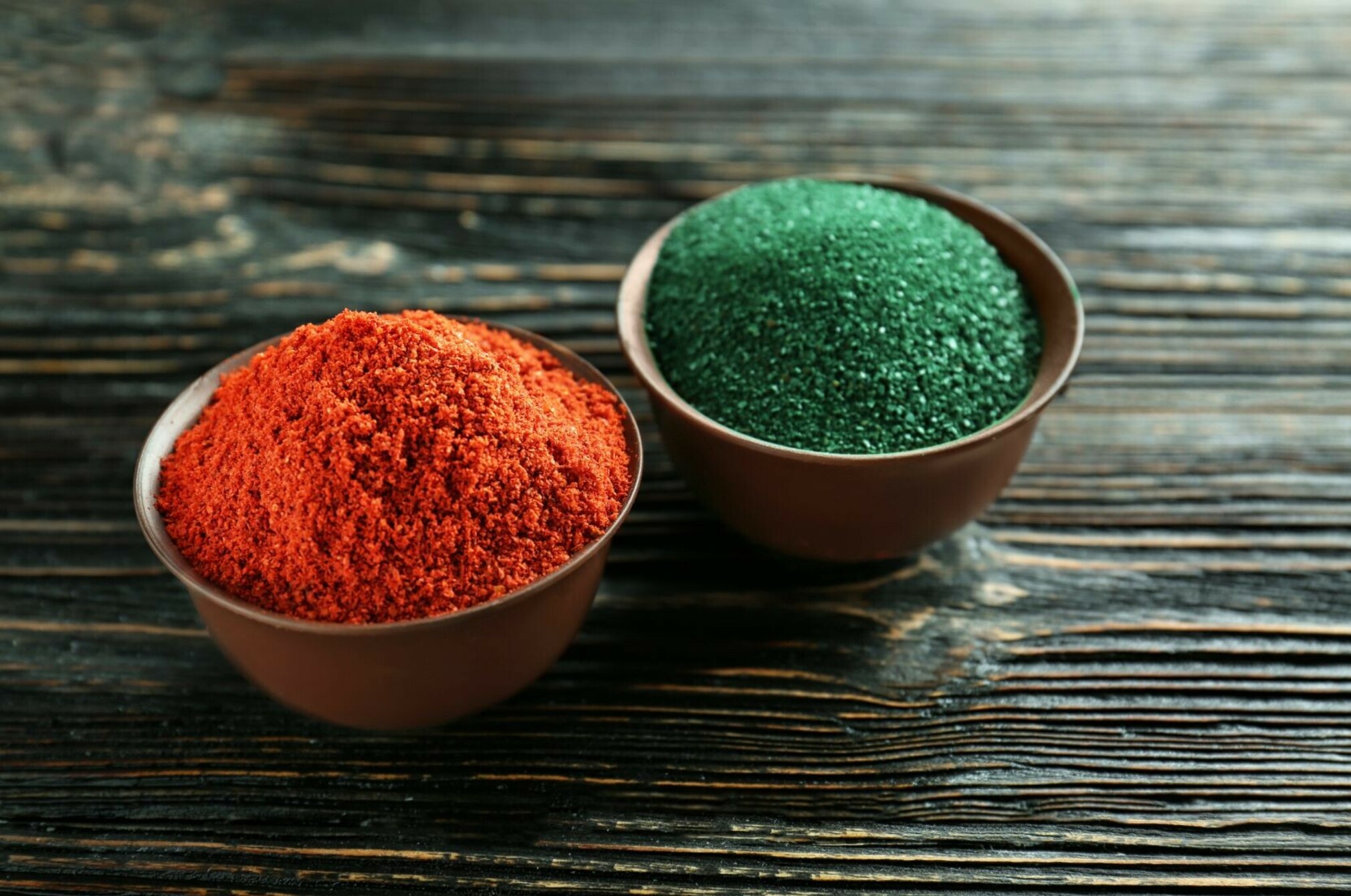 Red and green superfood powder