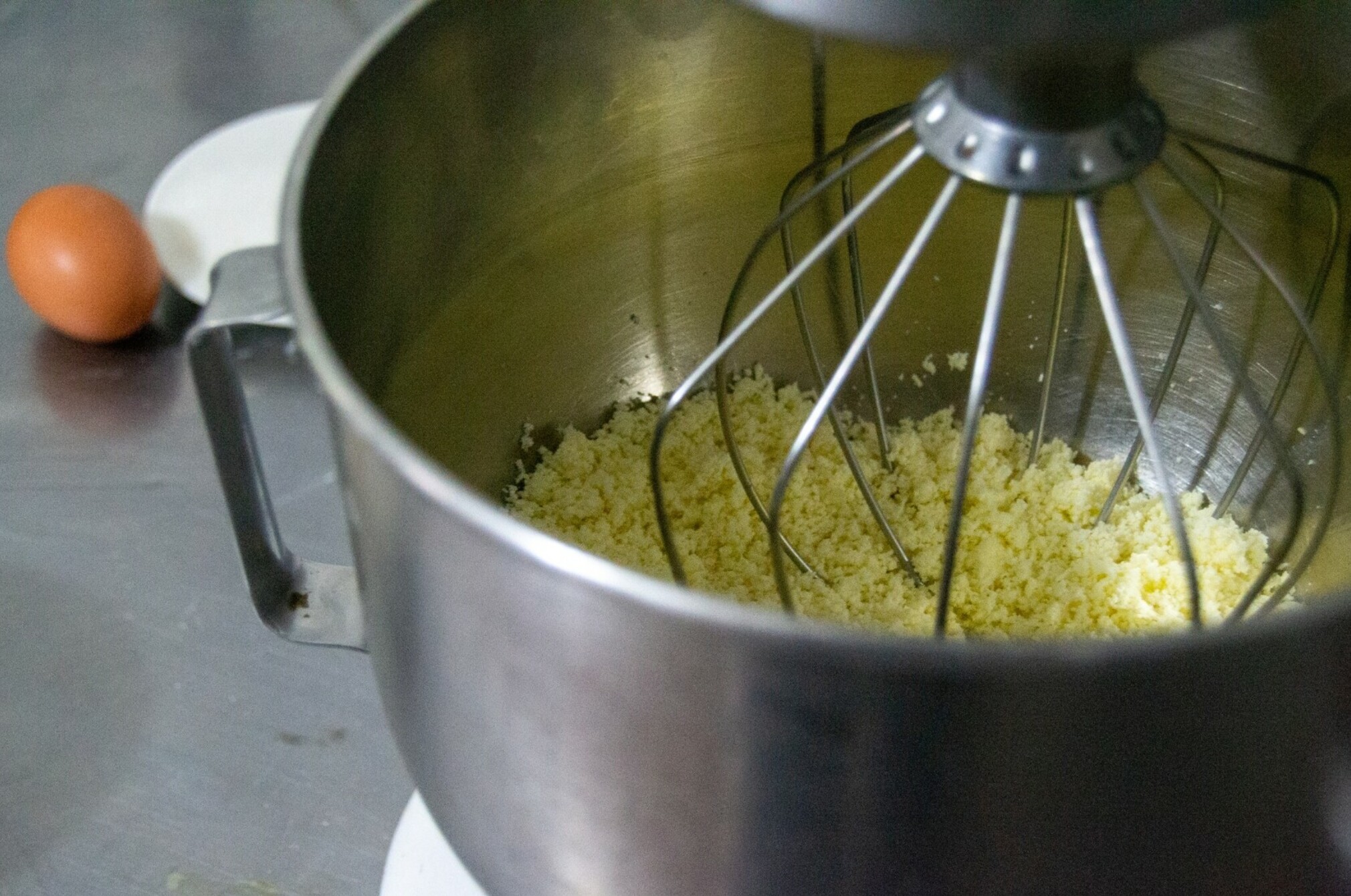 Stand mixer