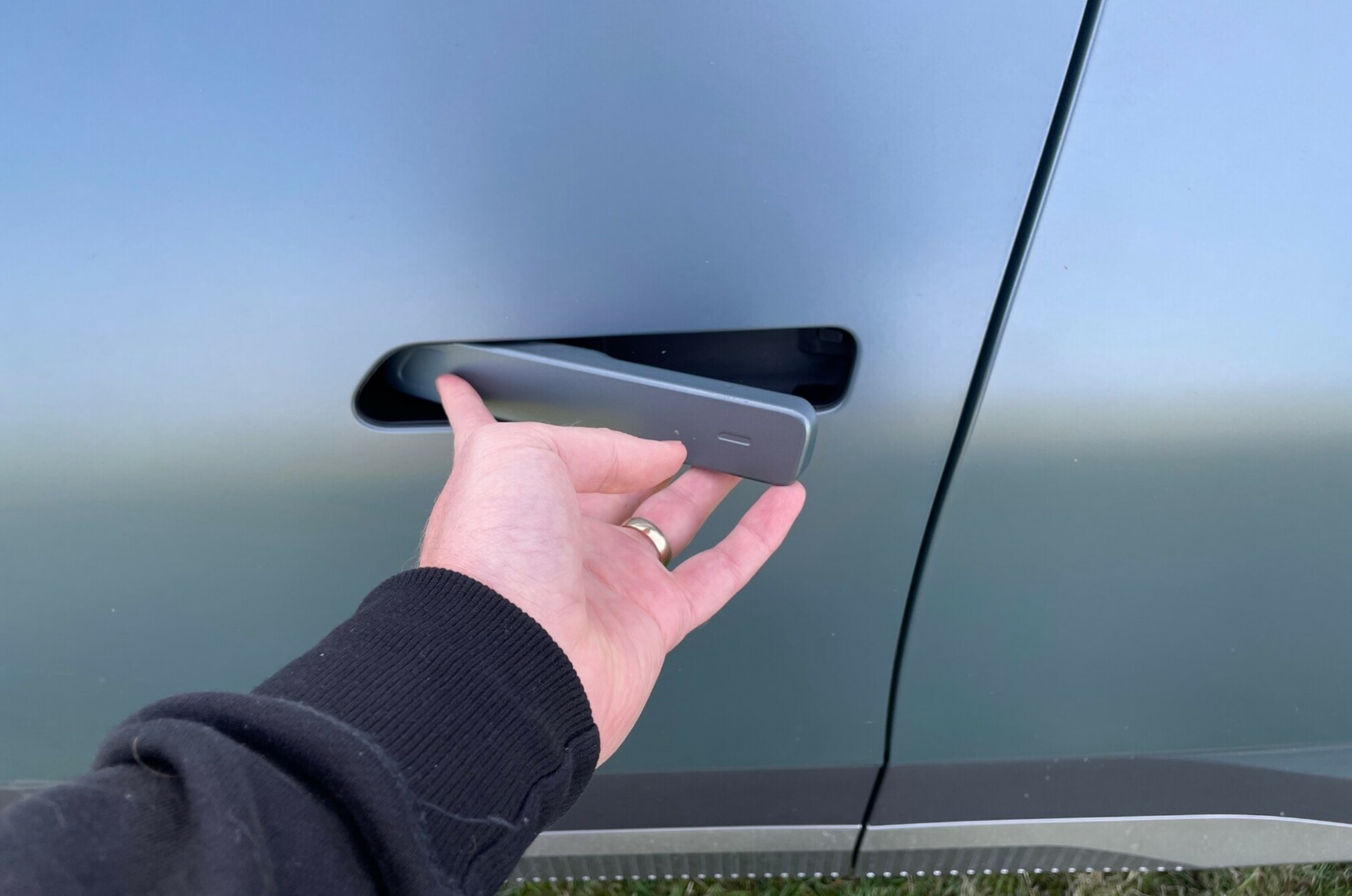 Kia ev5 light%2b handle
