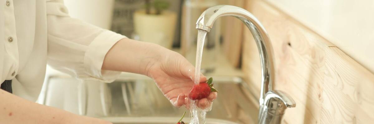 Water tap.