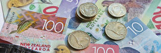 New Zealand cash and coins