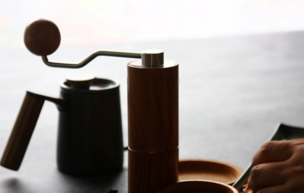 Hand coffee grinder wn