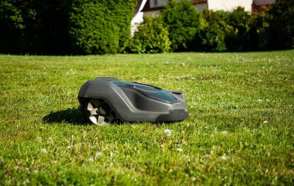 Robot lawn mower 2