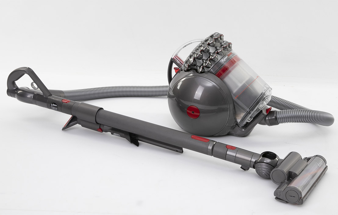 dyson cinetic big ball absolute vacuum cleaner