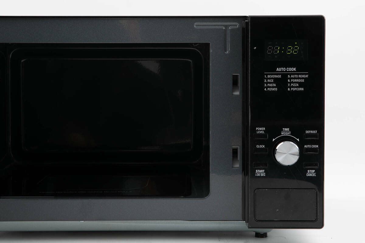 Breville the Silhouette Flatbed Microwave LMO428BLK Consumer NZ
