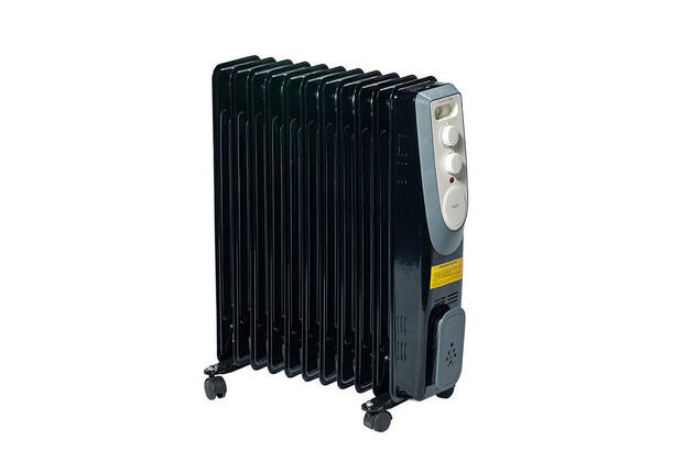Kogan 2.4kW Premium 11 Fin Oil Column Heater KAOILHTB24A (Black) - Consumer  NZ